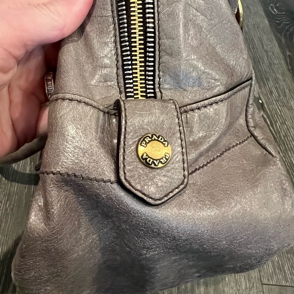 Authentic Prada bag - Picture 8 of 11